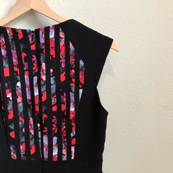 Dress - Picture 3 of 6